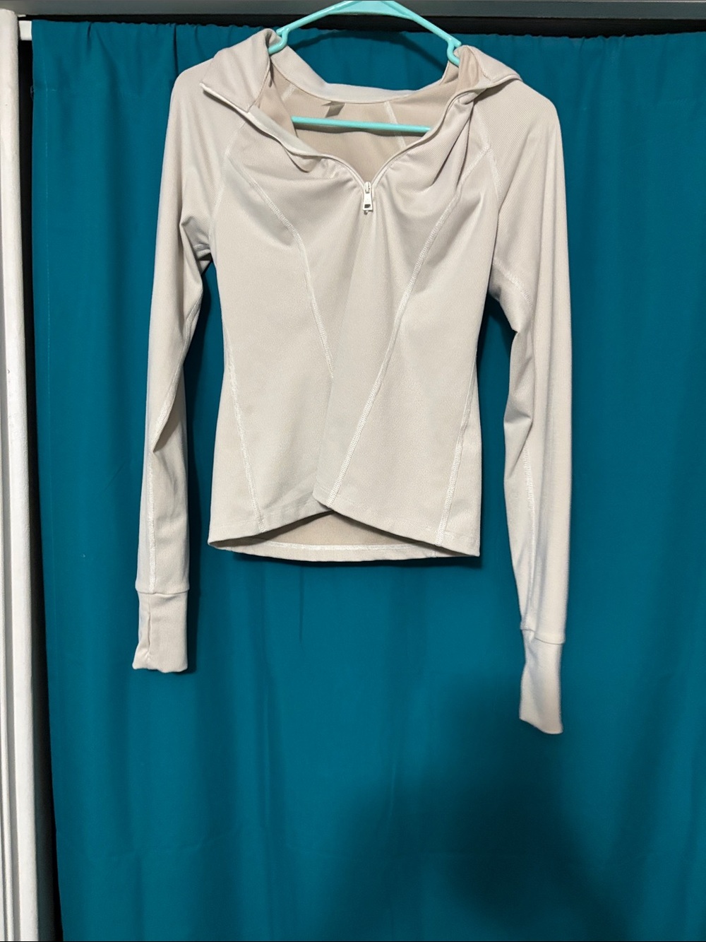 Beyond Yoga Light Beige Half-Zip Hooded Active Top